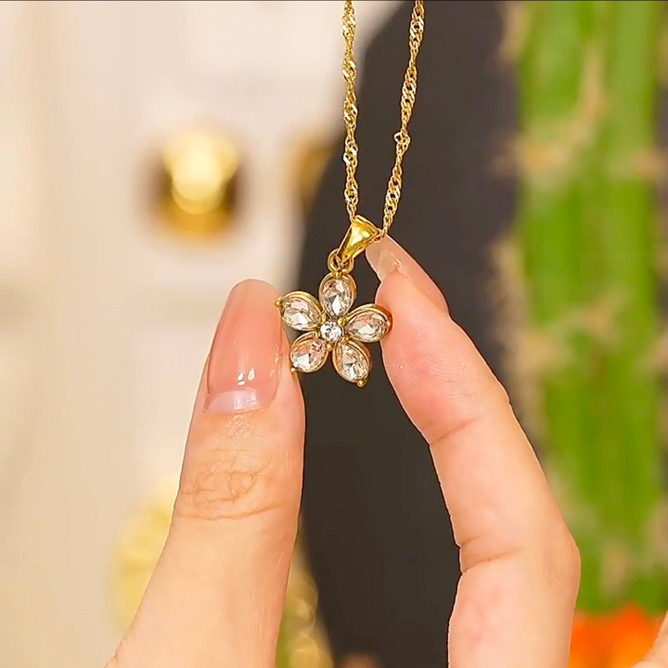 Lily Necklace