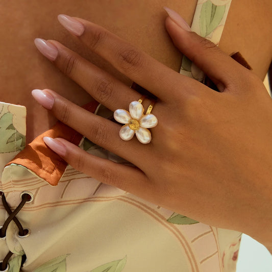Daisy Ring